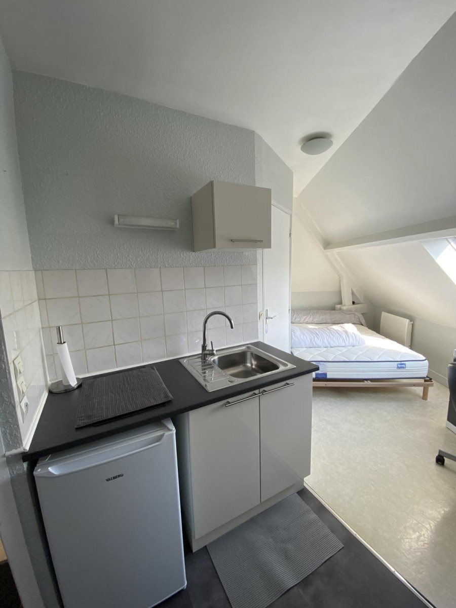 
                                                Location
                                                 Studio refait à neuf reims-cathédrale