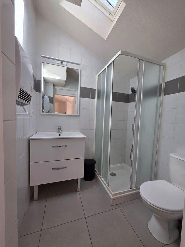 
                                                Location
                                                 Studio rénové 20m² avec terrasse Canal du Midi