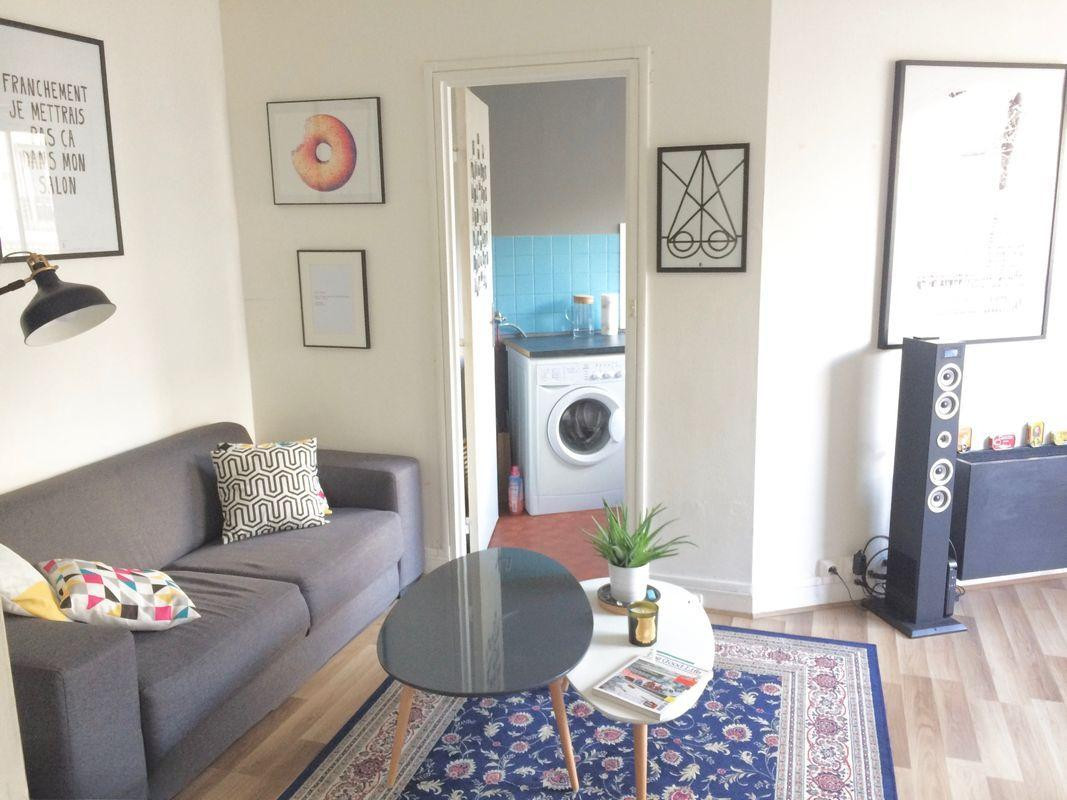 
                                                Location
                                                 Studio rénové 30m2 Nation