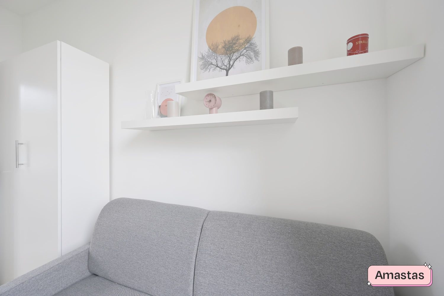 
                                                Location
                                                 Studio rénové et meublé à la Mulatière - 169565