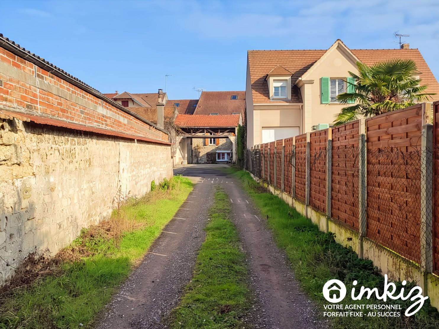 
                                                Vente
                                                 STUDIO RENOVE- IDEAL 1ER ACHAT OU INVESTISSEMENT