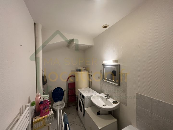 
                                                Location
                                                 Studio rez-de-chaussée situé en HYPER-CENTRE de SAINT-QUENTIN