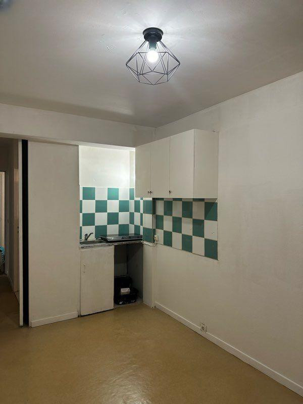 
                                                Location
                                                 Studio rouen
