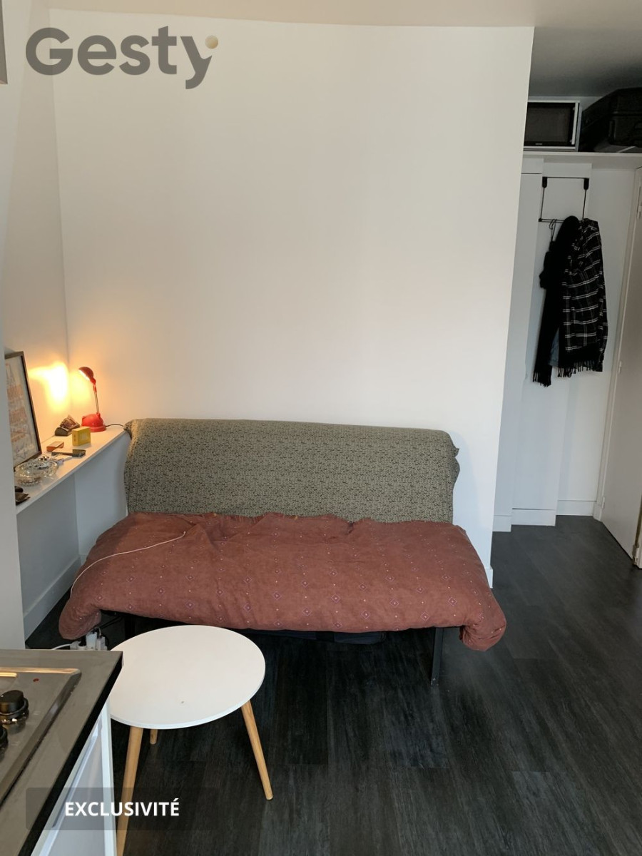 
                                                Vente
                                                 Studio rue Letort 7% de rentabilité