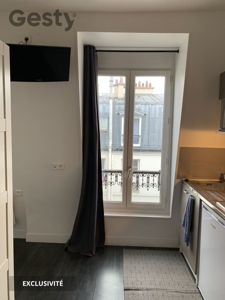 
                                                Vente
                                                 Studio rue Letort 7% de rentabilité
