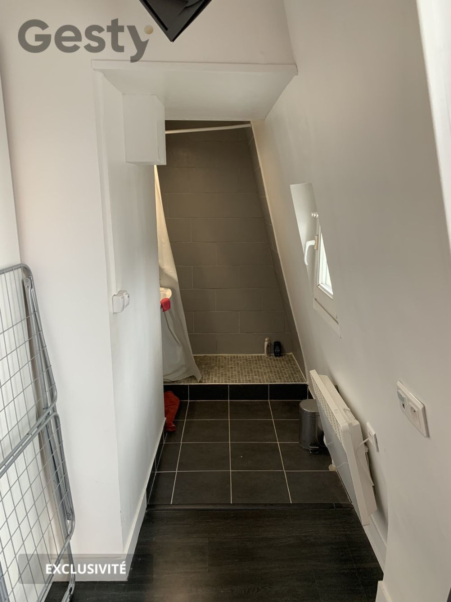 
                                                Vente
                                                 Studio rue Letort 7% de rentabilité