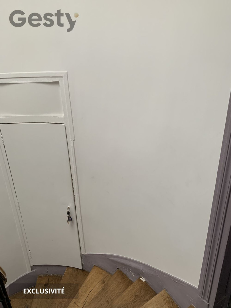 
                                                Vente
                                                 Studio rue Letort 7% de rentabilité