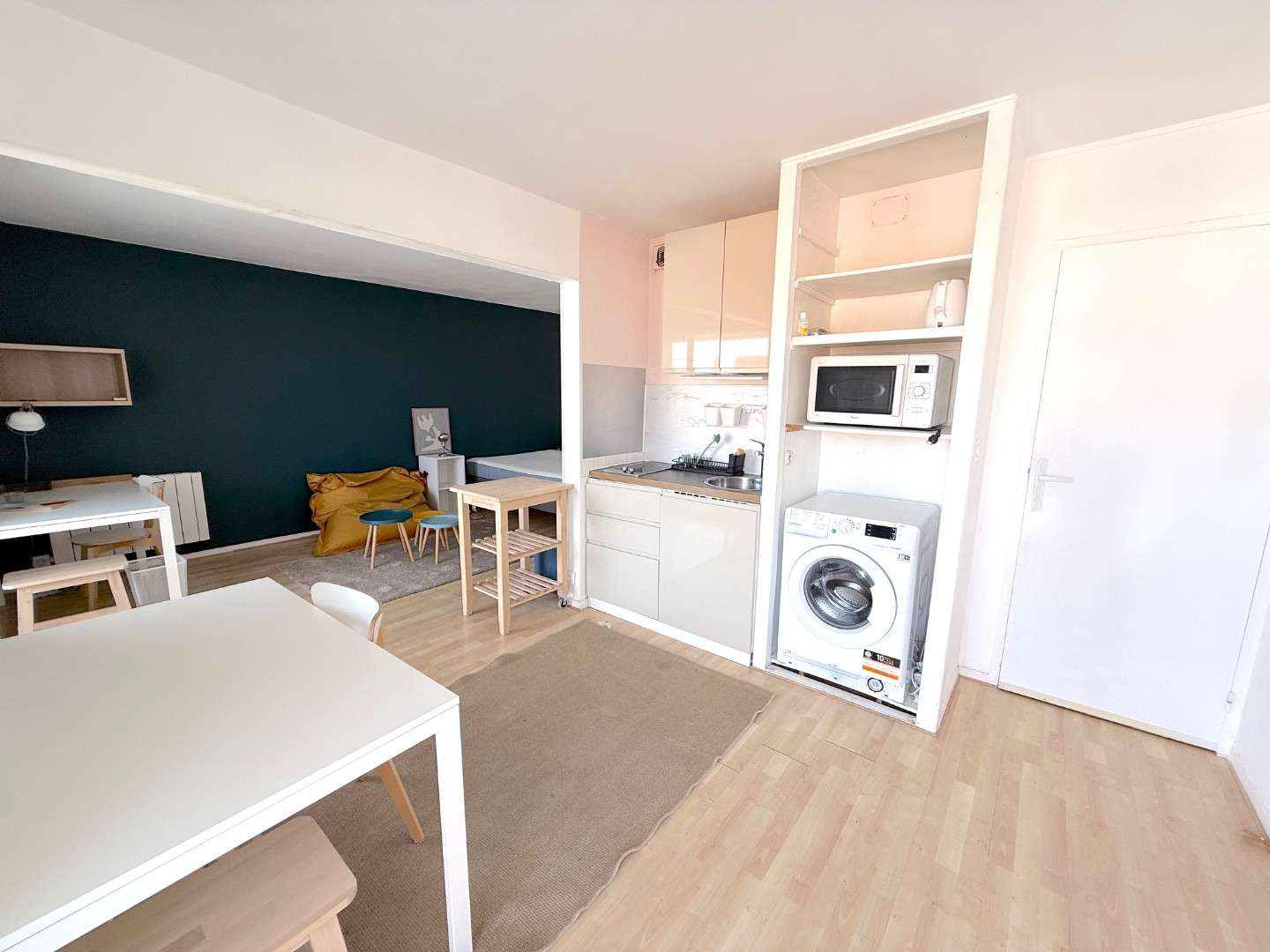 
                                                Vente
                                                 Studio - Saint Augustin