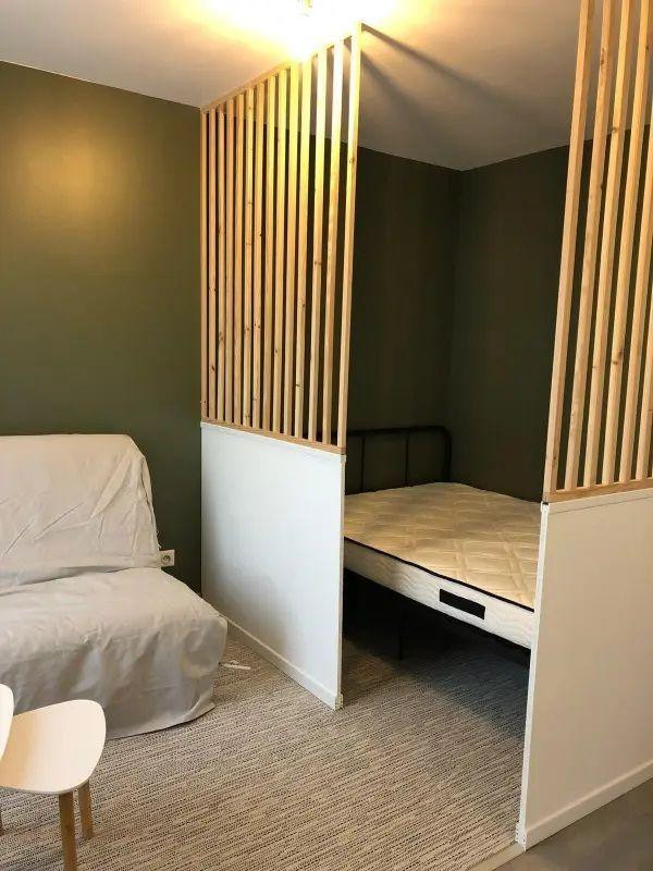 
                                                Location
                                                 Studio séduisant, moderne et pratique
