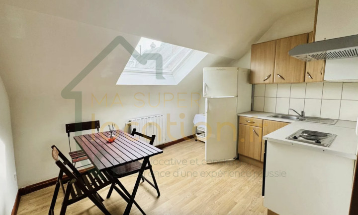 
                                                Location
                                                 Studio situé en HYPER-CENTRE de SAINT-QUENTIN