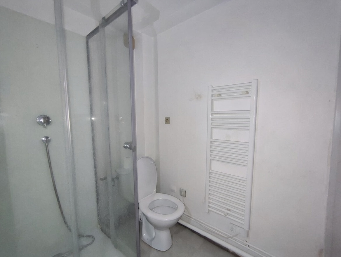 
                                                Vente
                                                 Studio T1 32m² parking SAINT ROCH