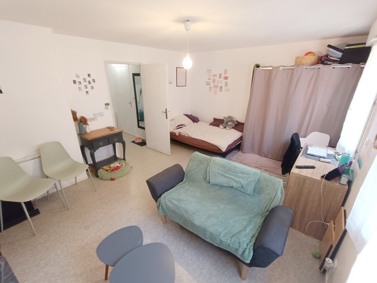 
                                                Location
                                                 Studio T1 32m² parking SAINT ROCH