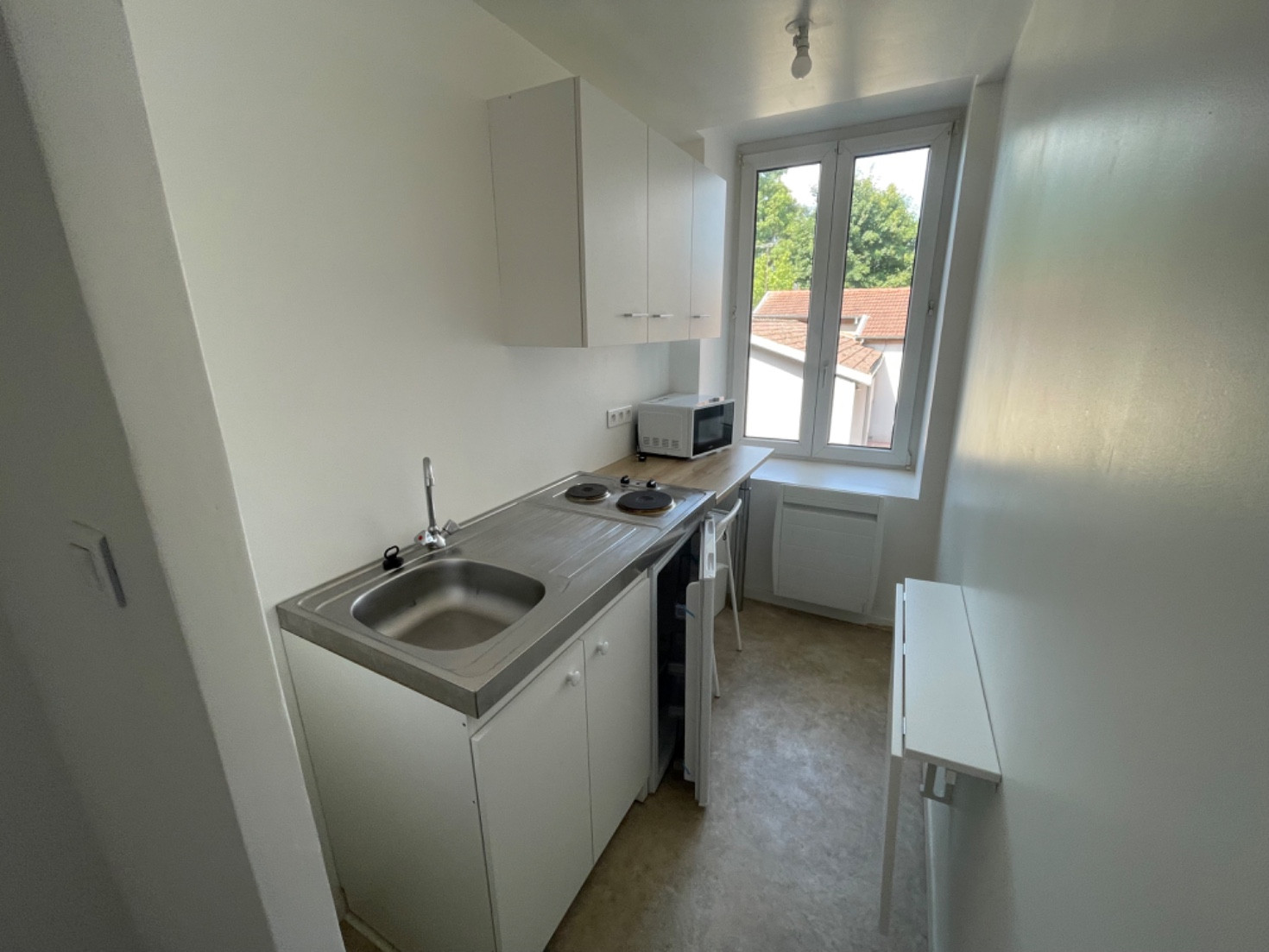 
                                                Location
                                                 Studio T1 de 22m2 meublé idéal étudiant