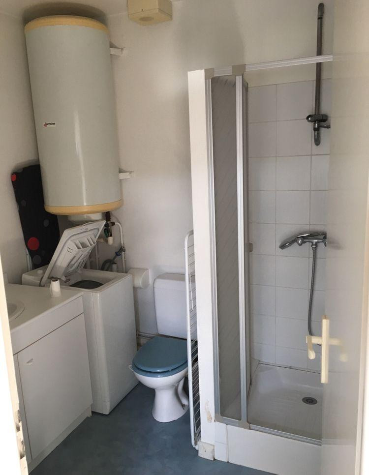 
                                                Location
                                                 Studio , T1 meublé  hyper centre de Niort