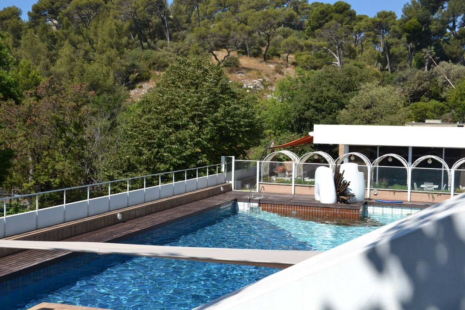 
                                                Location
                                                 Studio Thalassa