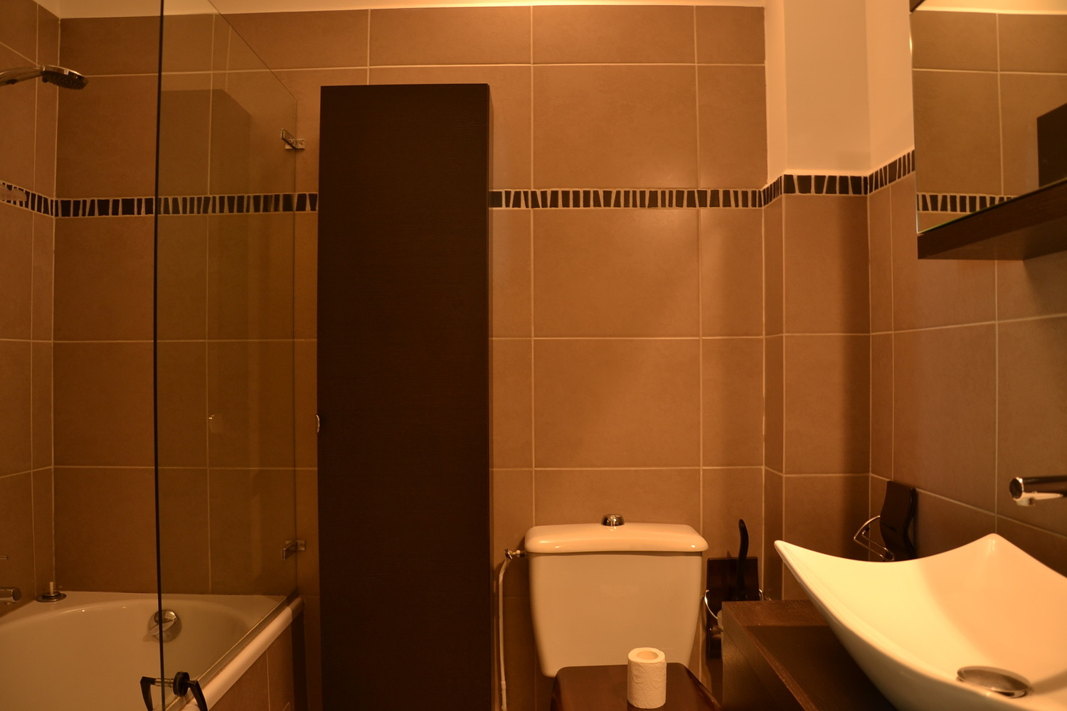 
                                                Location
                                                 Studio Thalassa