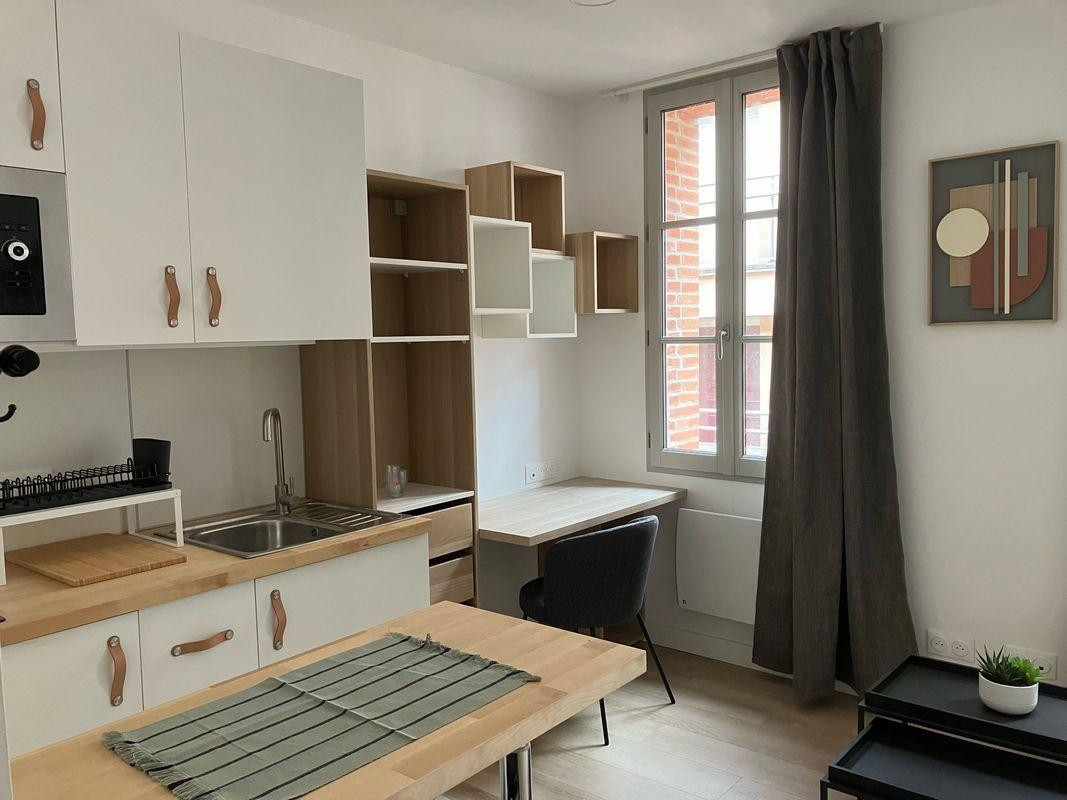 
                                                Location
                                                 Studio TOULOUSE Hypercentre