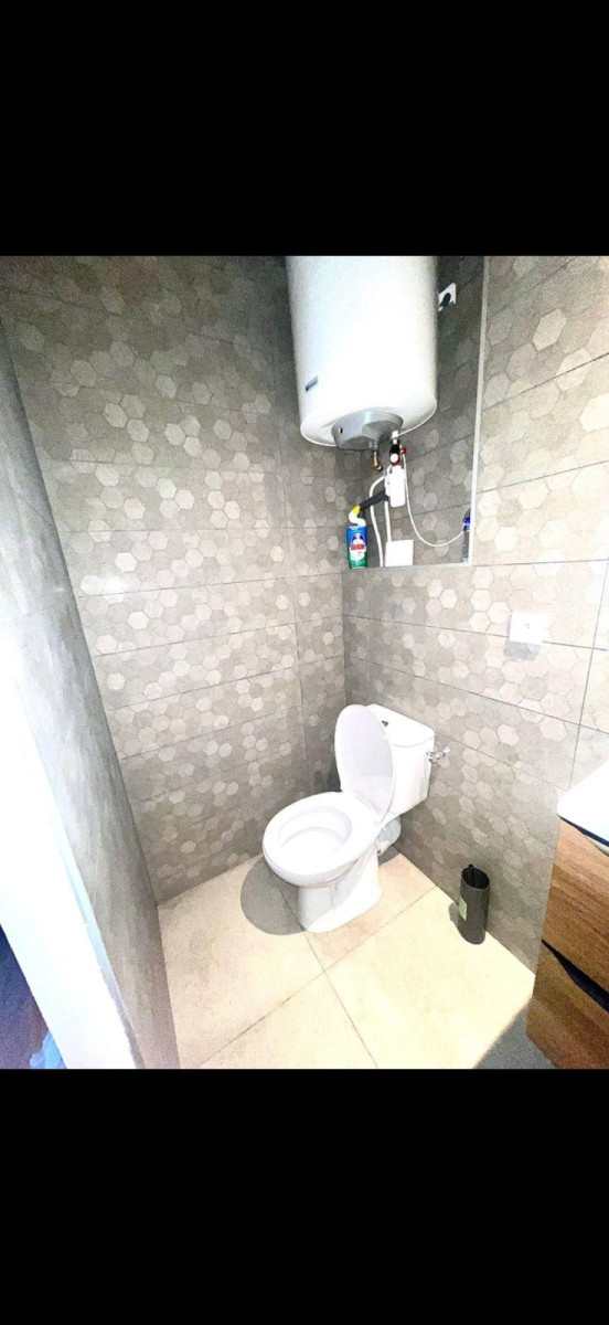 
                                                Location
                                                 Studio tout équipé au calme