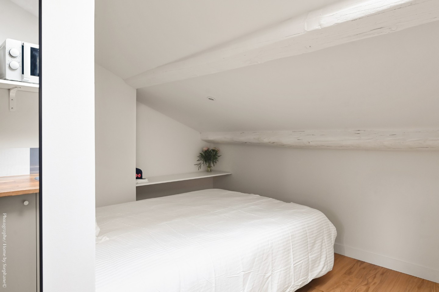 
                                                Location
                                                 Studios 20m²