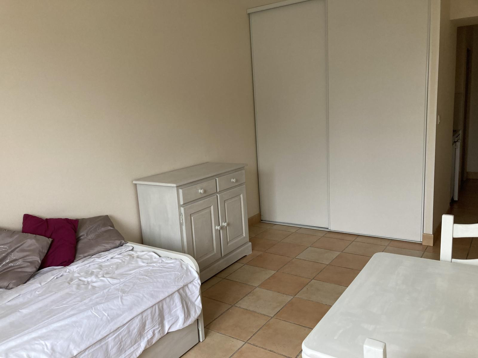 
                                                Location
                                                 STUDIOS MEUBLES ORLEANS