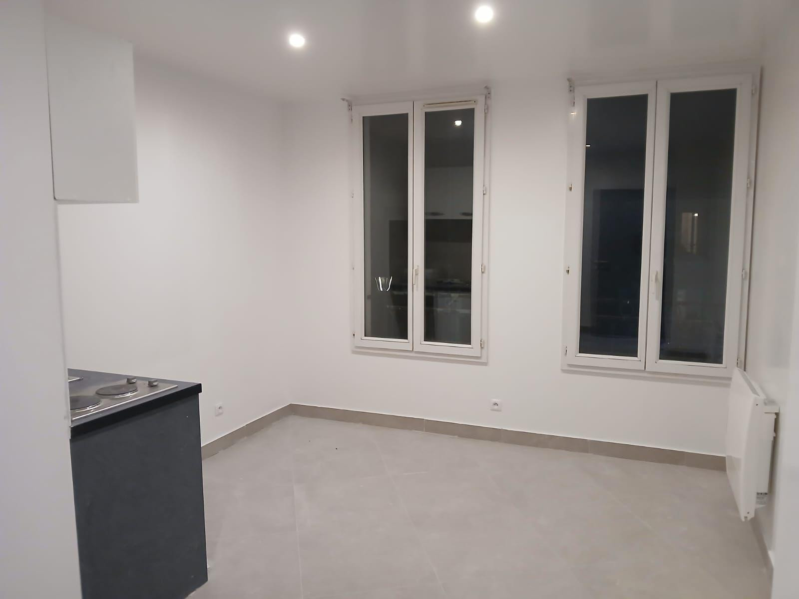 
                                                Location
                                                 Studios neufs Pavillons-sous-Bois tramway
