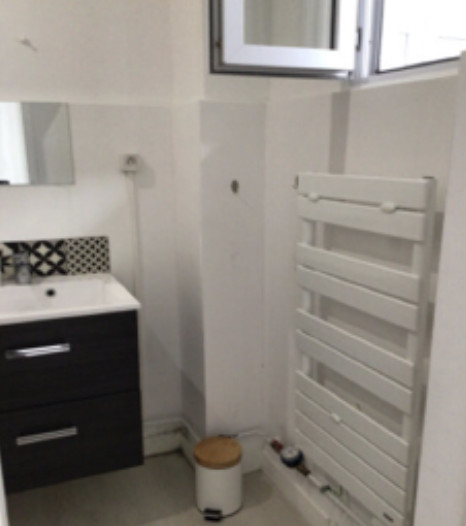 
                                                Location
                                                 Super T2 meublé secteur Lille Moulin - 2590102