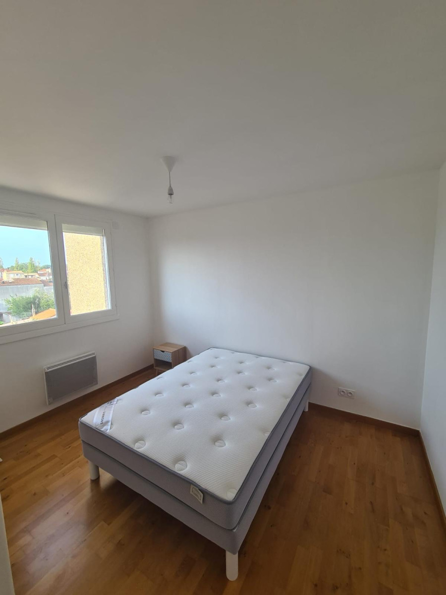 
                                                Location
                                                 Super T2 proche du petit leclerc