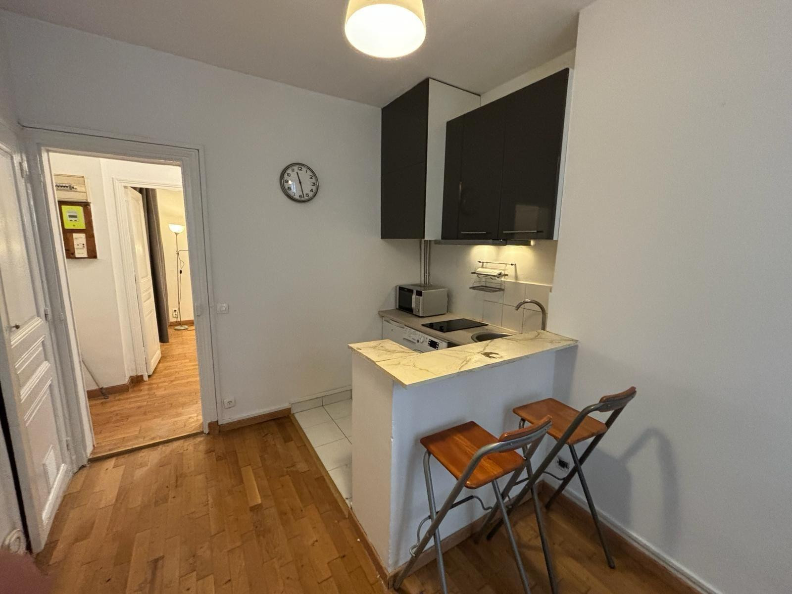 
                                                Location
                                                 Superbe 2 pièces meublé 25m2 Paris 17ème Villiers