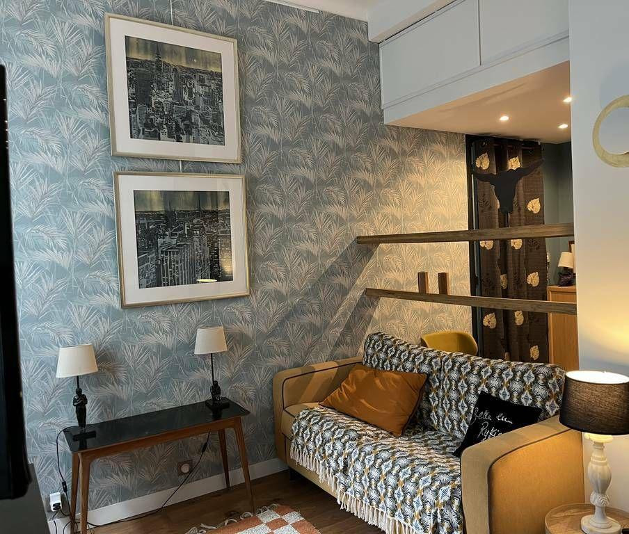 
                                                Location
                                                 Superbe 2 pièces meublé 40m² Proche du Bon Marché