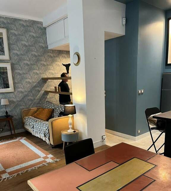 
                                                Location
                                                 Superbe 2 pièces meublé 40m² Proche du Bon Marché