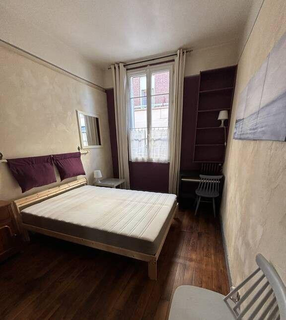 
                                                Location
                                                 Superbe 2 pièces meublé 40m² Versailles