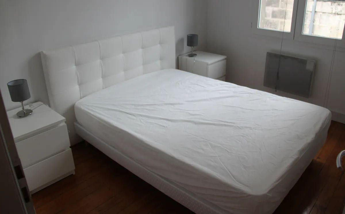 
                                                Location
                                                 Superbe 2P 28m² à 50 m de la gare Saint Jean