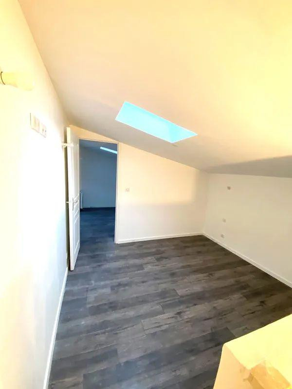 
                                                Location
                                                 Superbe 2P 36m² neuf en duplex à Savigny-Sur-Orge