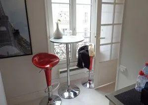 
                                                Location
                                                 Superbe 2P 42m² plein de charme et lumineux