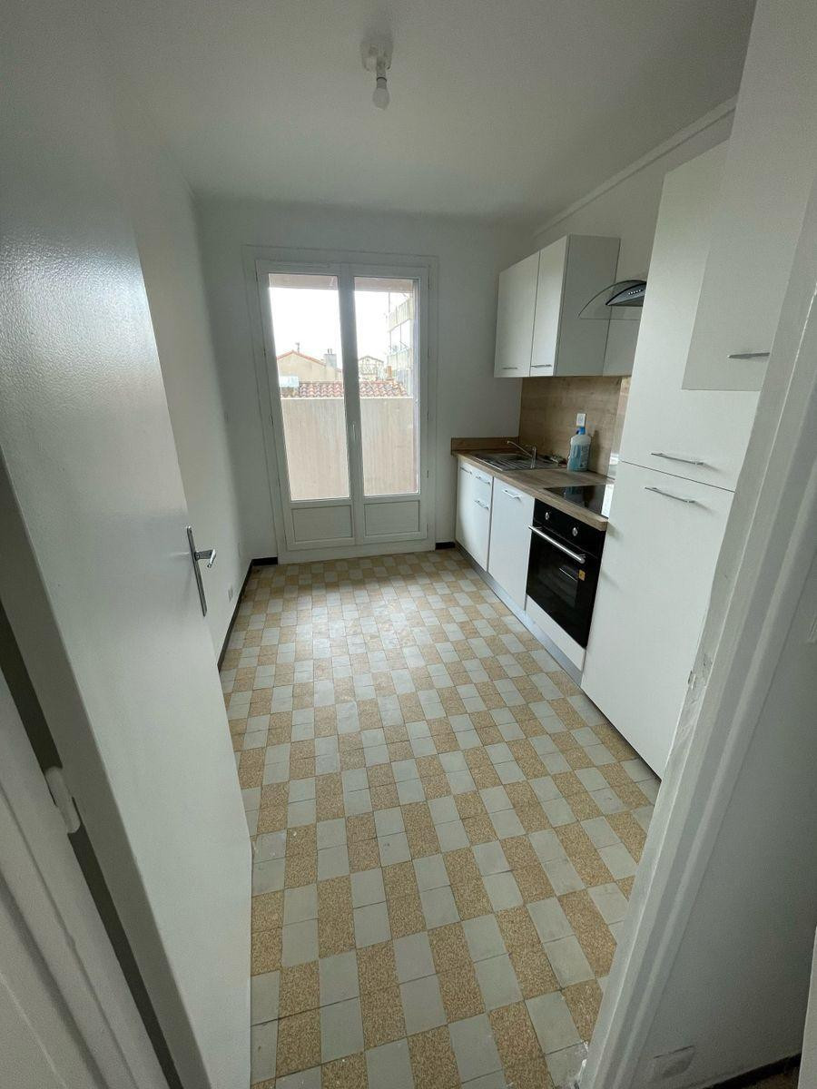 
                                                Location
                                                 Superbe 2P 56m² climatisé