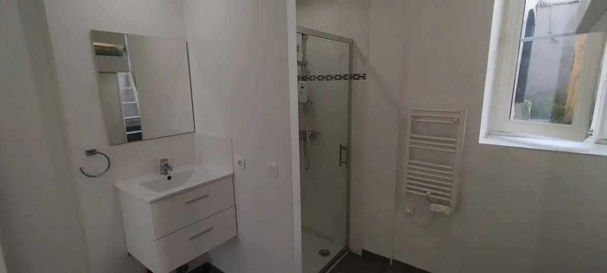 
                                                Location
                                                 Superbe 2P meublé 26 m2 - Hyper centre d'Orléans
