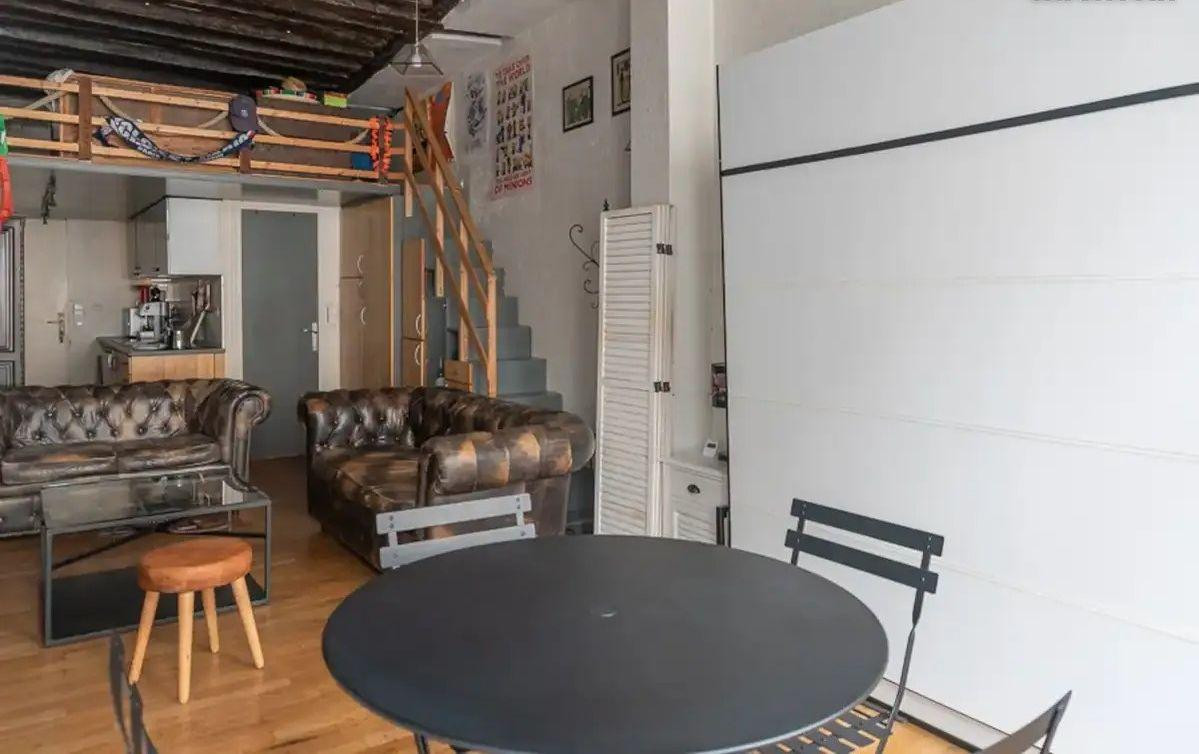 
                                                Location
                                                 Superbe 2P meublé 32m² (43m² au sol)