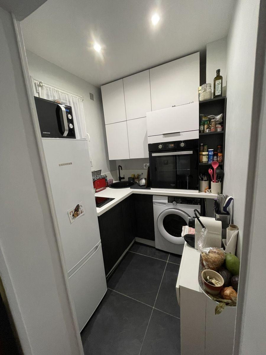 
                                                Location
                                                 Superbe 2P meublé 37m² à Ménilmontant