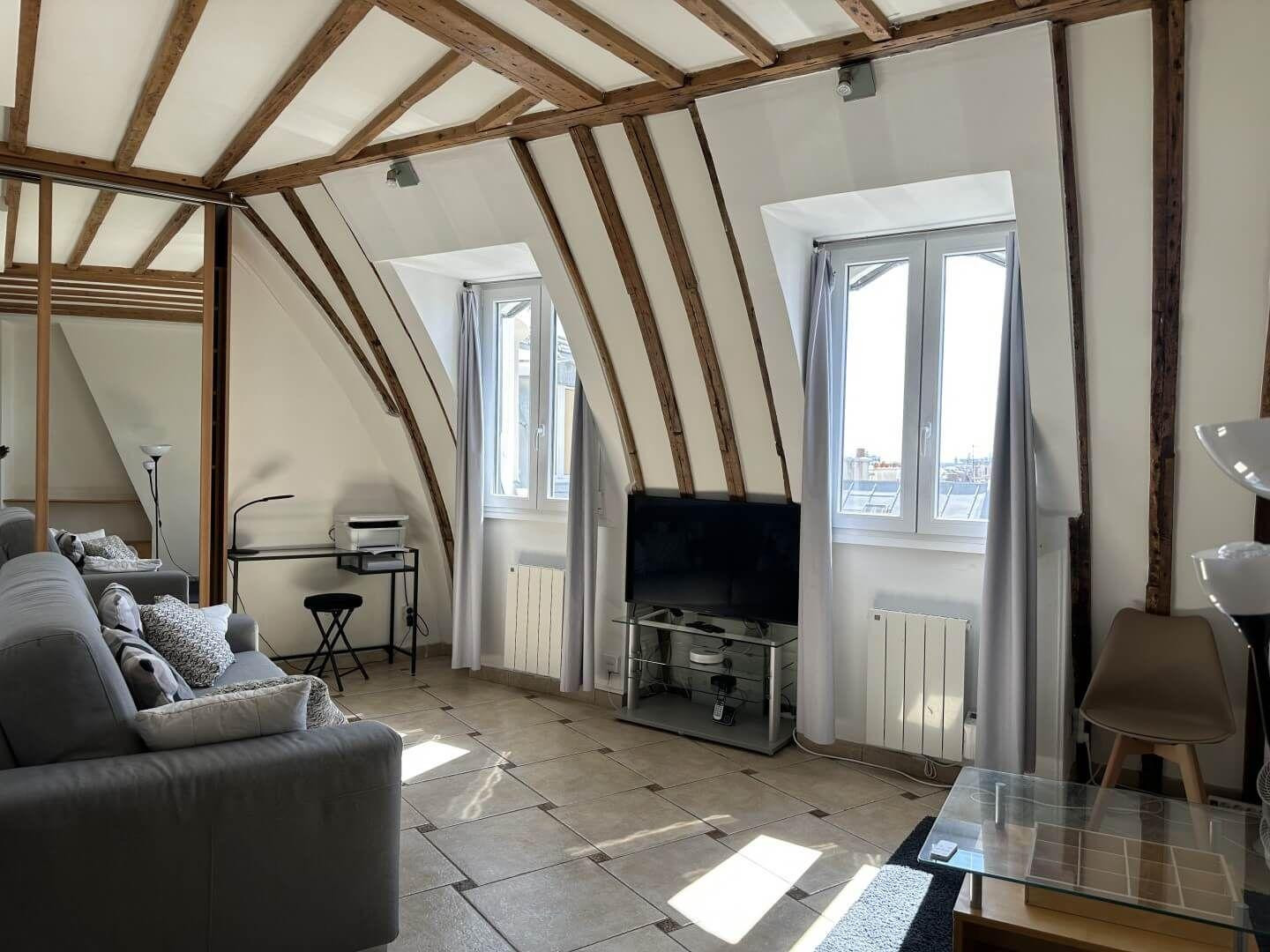 
                                                Location
                                                 Superbe 2P meublé 38m² au cœur de Paris