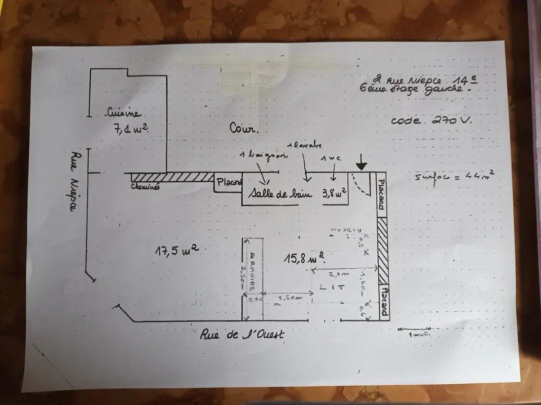 
                                                Location
                                                 Superbe 2P meublé 44m² Pernety calme et lumineux