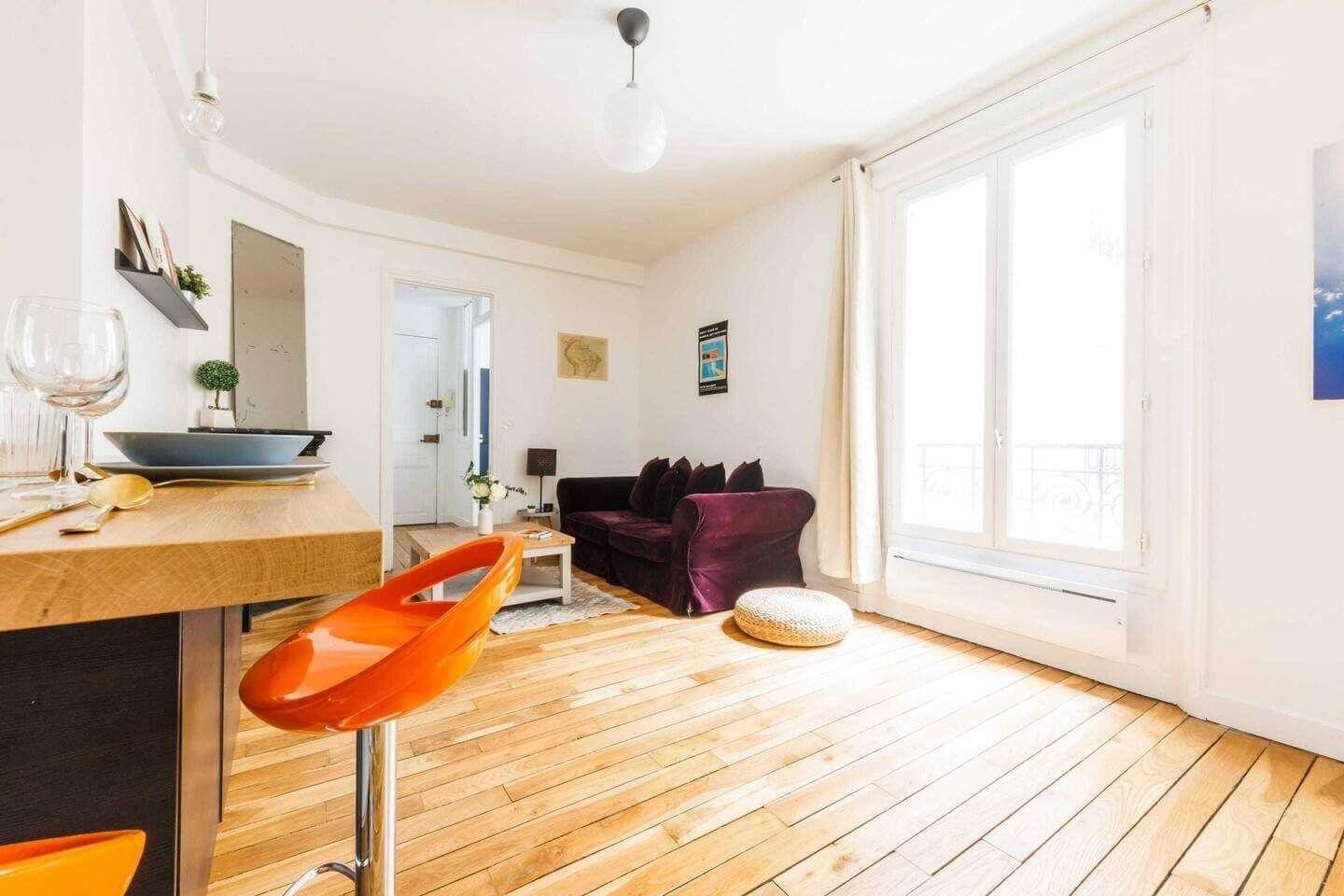 
                                                Location
                                                 Superbe 2P meublé 45m² refait à neuf