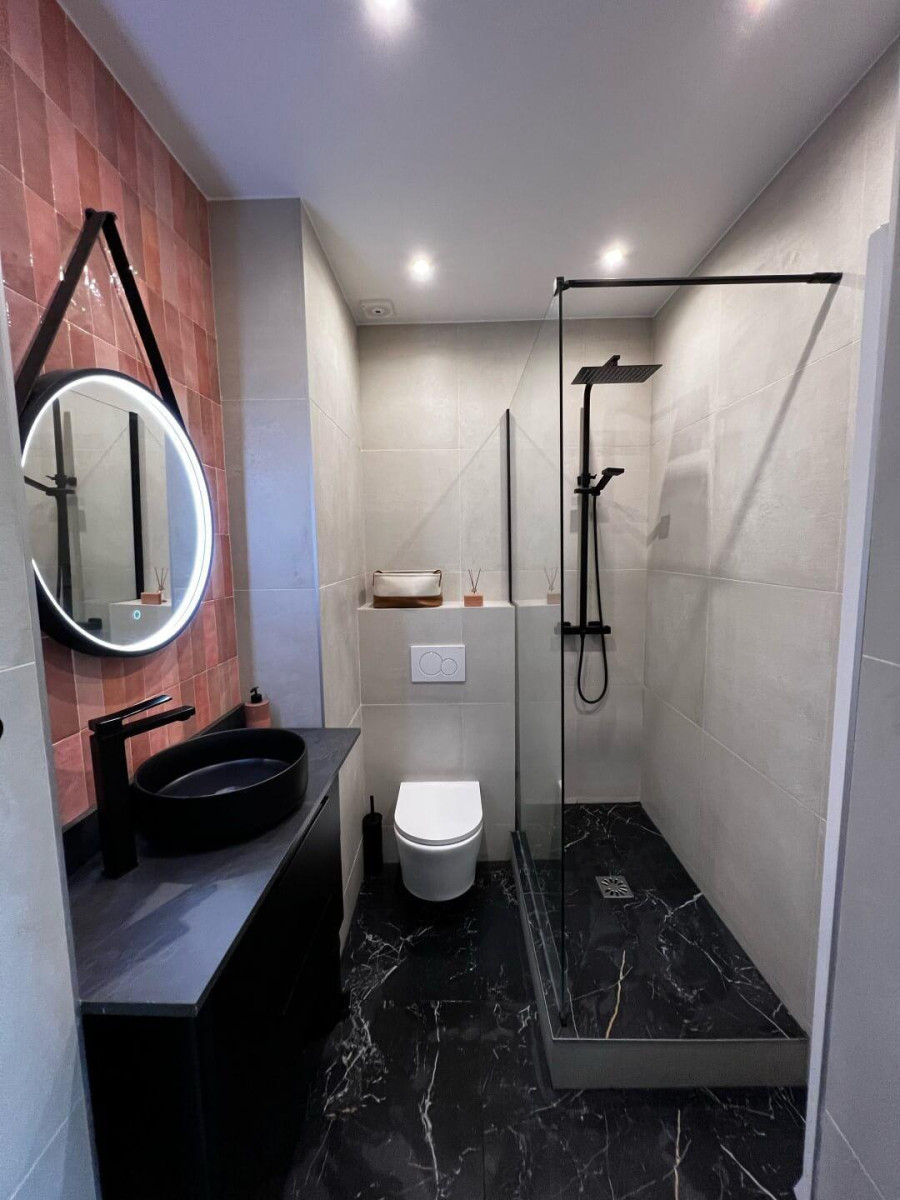 
                                                Location
                                                 Superbe 2P meublé 46m² lumineux et refait à neuf
