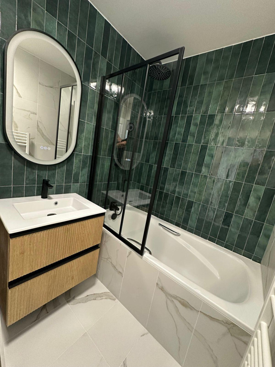
                                                Location
                                                 Superbe 2P meublé 47m² avec balcon et parking