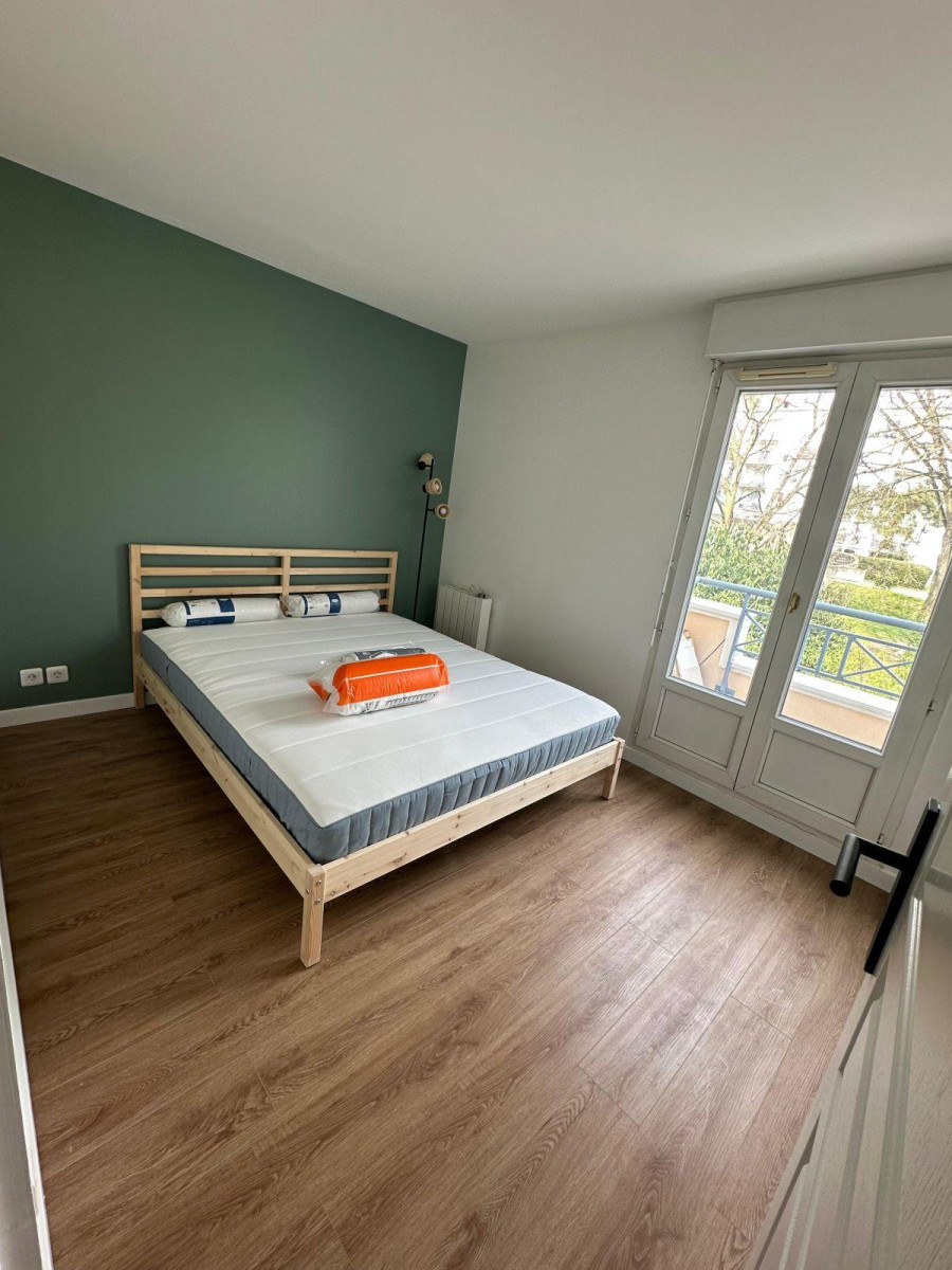 
                                                Location
                                                 Superbe 2P meublé 47m² avec balcon et parking