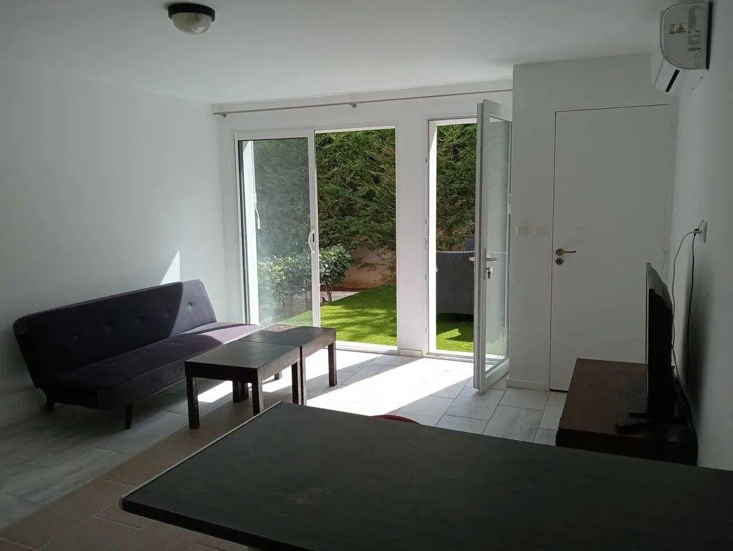 
                                                Location
                                                 Superbe 2P meublé 50m² avec jardin Montolivet