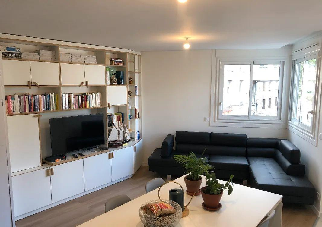 
                                                Location
                                                 Superbe 2P meublé proche La Défense bail 1 à 3 ans