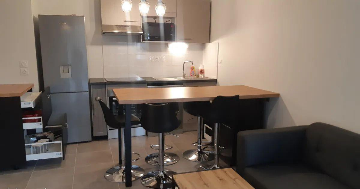 
                                                Location
                                                 Superbe 3 Pièces meublé 65m2 à Toulouse