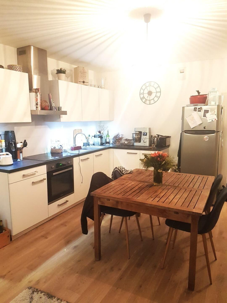 
                                                Location
                                                 Superbe 3P 67m² avec parking et cave