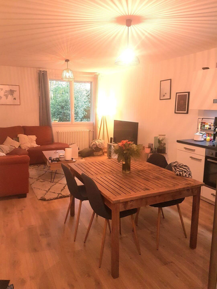 
                                                Location
                                                 Superbe 3P 67m² avec parking et cave