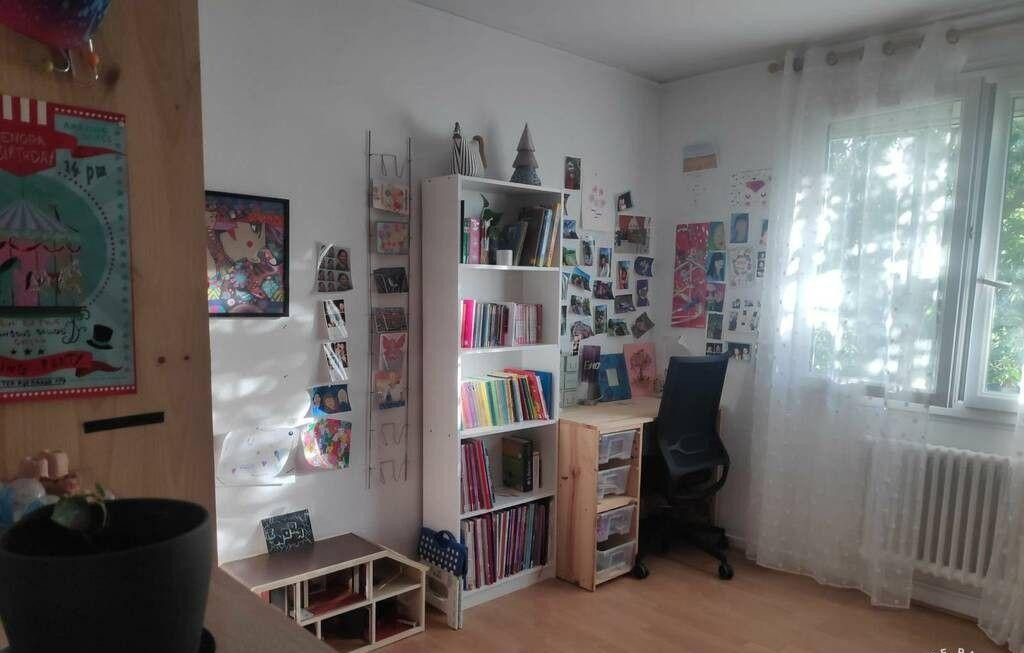 
                                                Location
                                                 Superbe 3P 77m² avec balcon